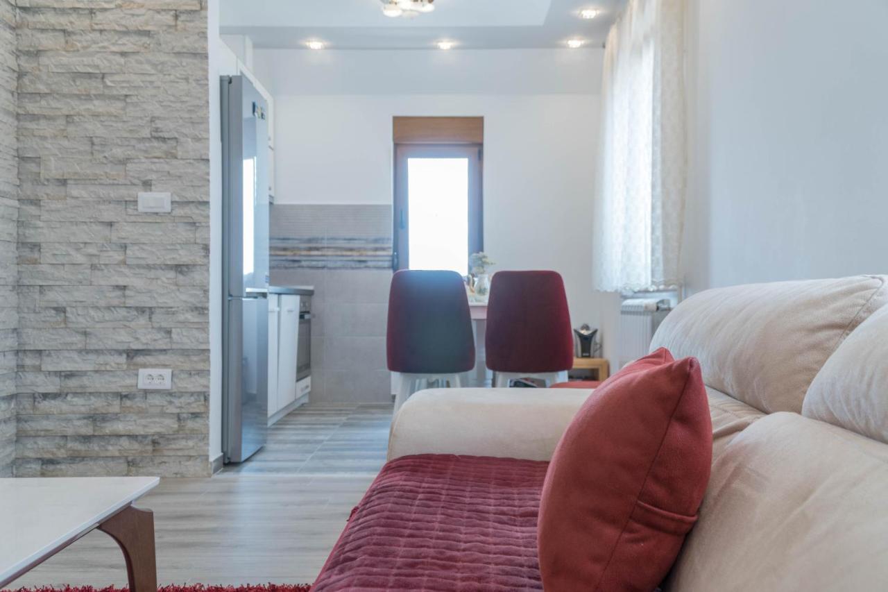 Villa Lara 자블야크 외부 사진